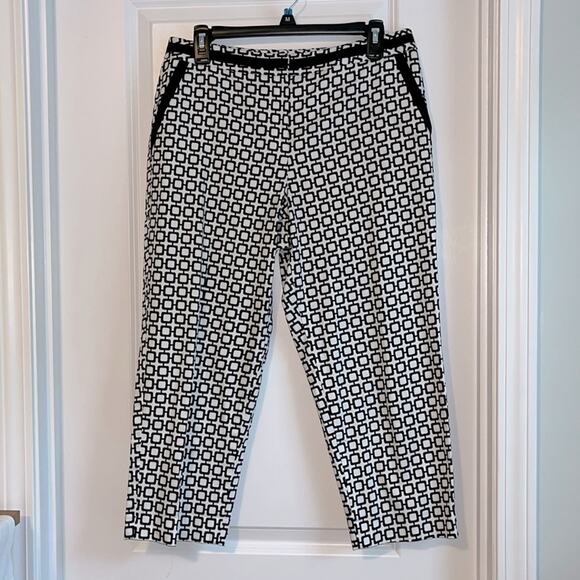 Talbots Black and White Geometric Patterned Crop Pants - Picture 1 of 9